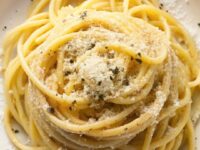 Pasta cremosa con parmesano