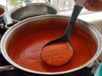 El truco de los tomates dulces: Cómo lograr una salsa de restaurante en solo 15 minutos