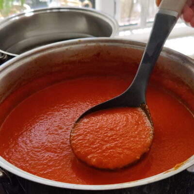 El truco de los tomates dulces: Cómo lograr una salsa de restaurante en solo 15 minutos