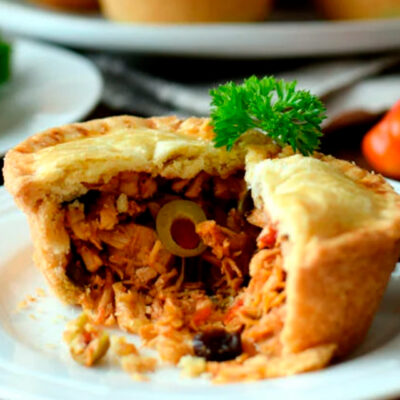 Polvorosa de Pollo Casera: Una Receta Tradicional Llena de Sabor