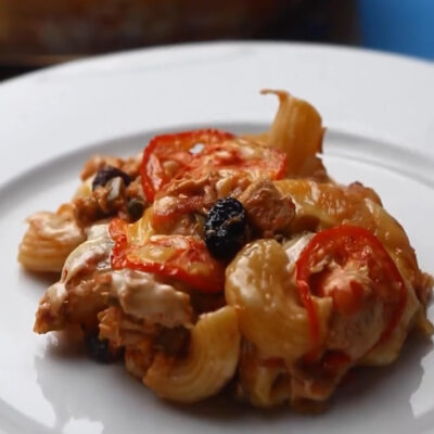Una versión moderna e irresistible: Prepara un delicioso Queso Relleno con Codos Allegri